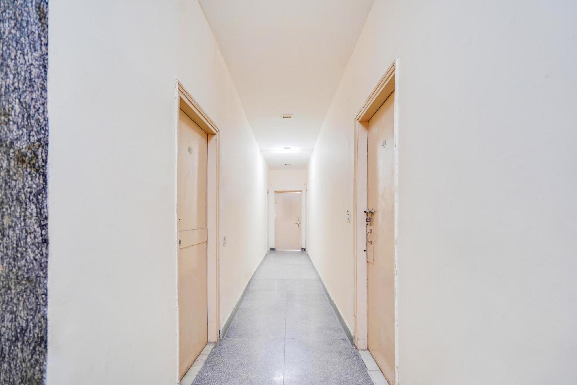 Hotel O Noida Stay Exterior foto